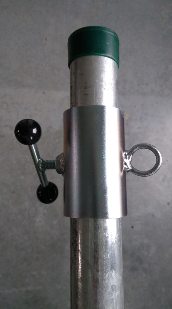 stĺpik s úchytom na plachtu