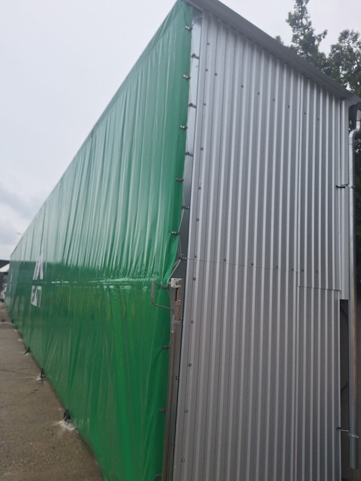 WhatsApp Image 2025-05-07 at 10.40.39 (3)